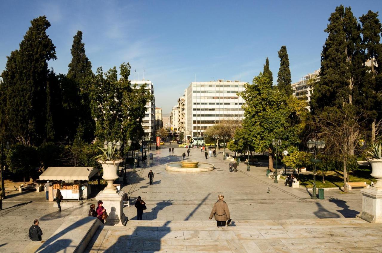 Athens Central Studio In Front Of Syntagma Metro Atenas Exterior foto